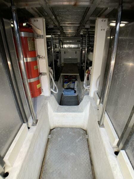 2006 Carver 56 Voyager