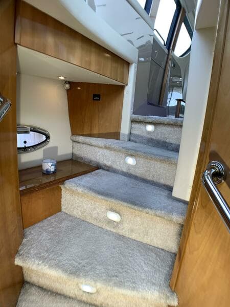 2006 Carver 56 Voyager