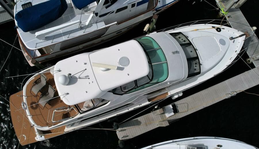 2006 Carver 56 Voyager