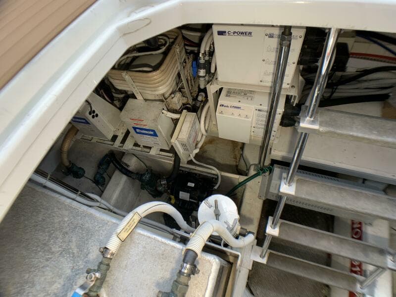 2006 Carver 56 Voyager