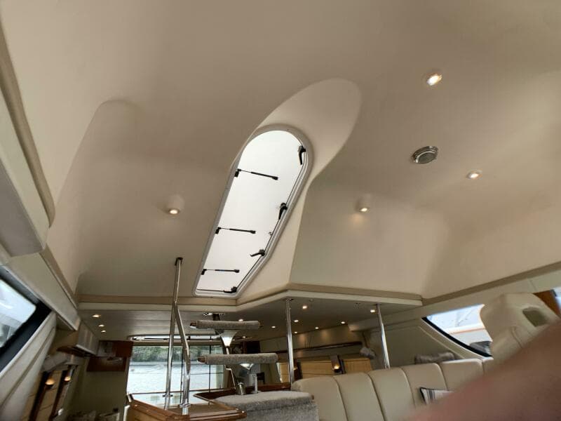 2006 Carver 56 Voyager