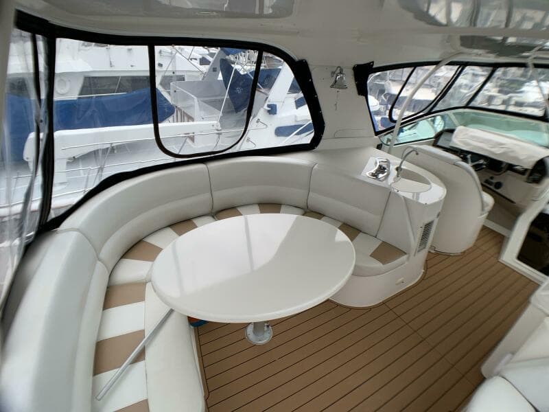 2006 Carver 56 Voyager