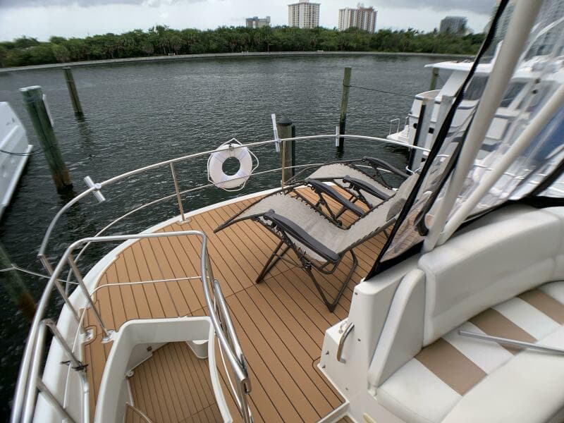 2006 Carver 56 Voyager