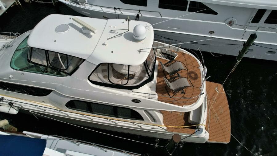 2006 Carver 56 Voyager