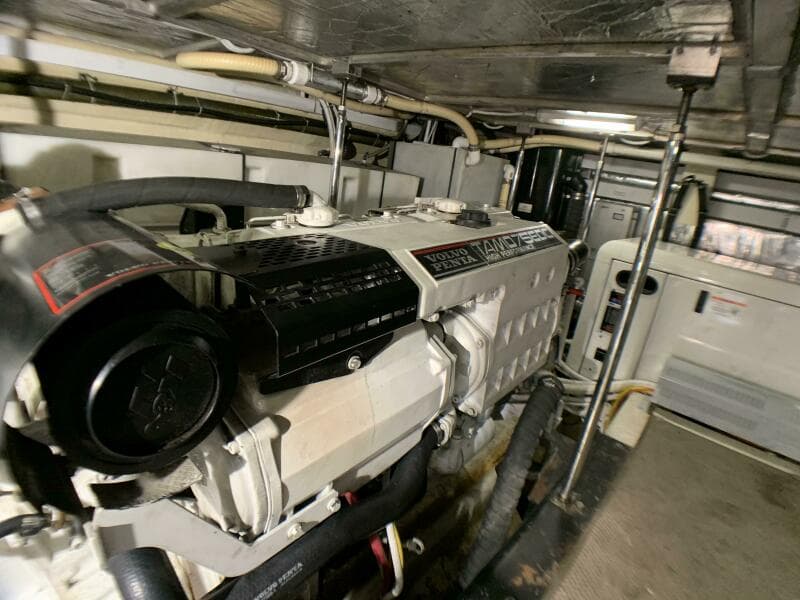 2006 Carver 56 Voyager