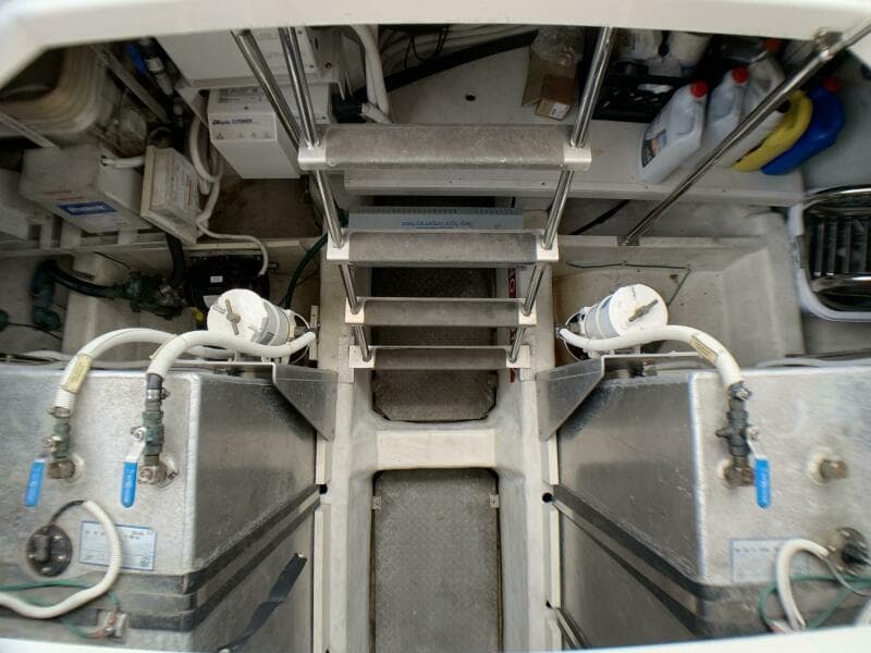 2006 Carver 56 Voyager