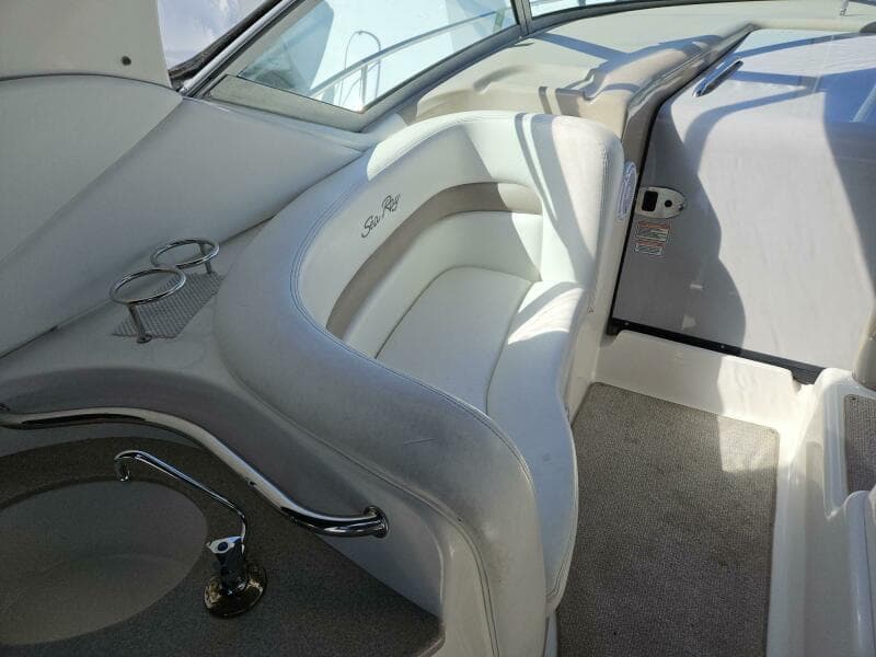 2004 Sea Ray 320