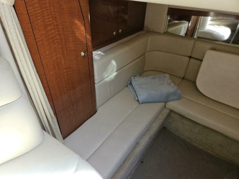 2004 Sea Ray 320