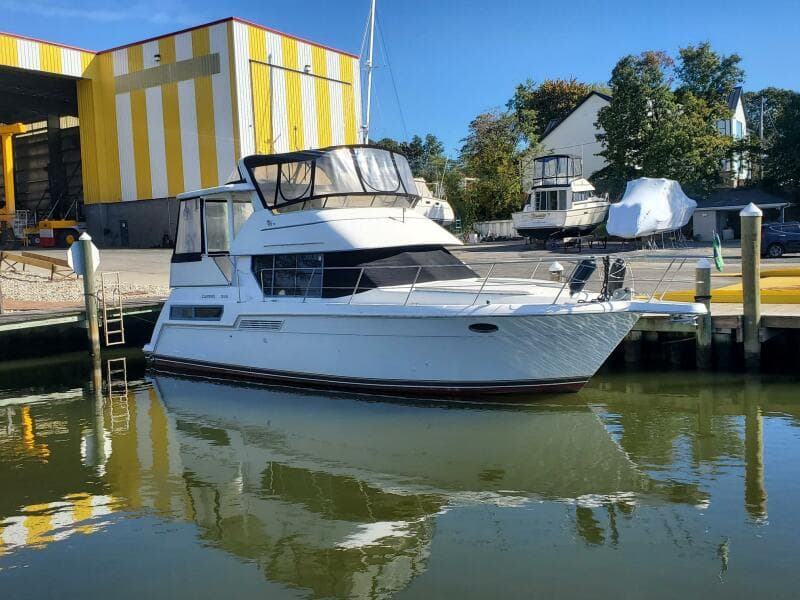 1996 Carver 355