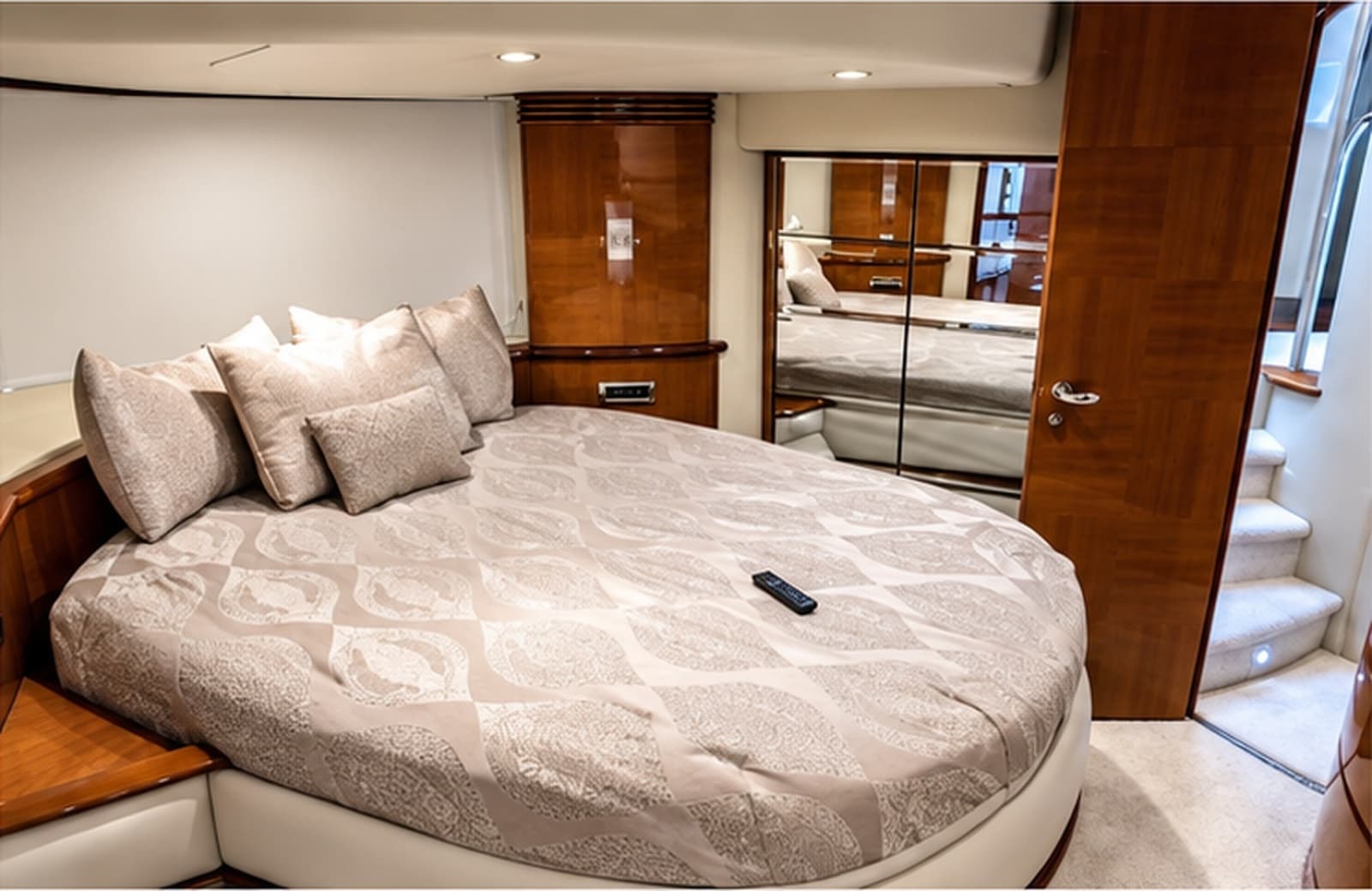 2004 Azimut 62