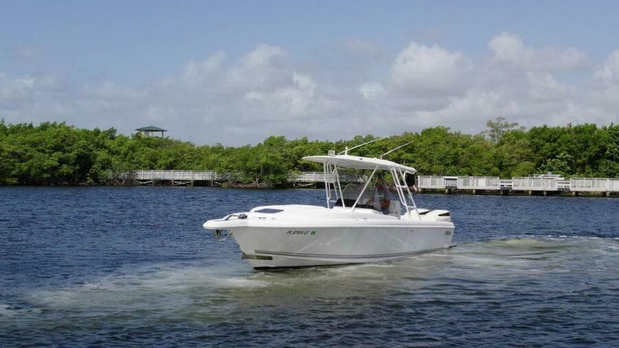 2003 Intrepid 32