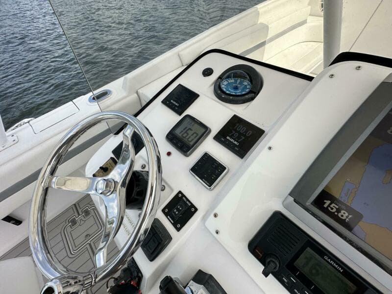 2003 Intrepid 32