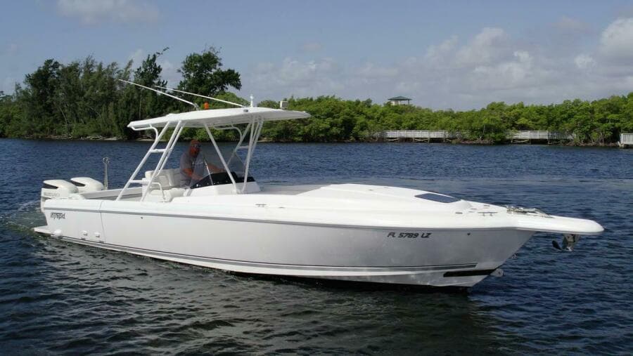 2003 Intrepid 32