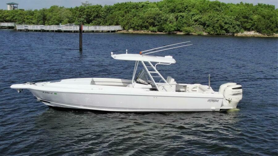 2003 Intrepid 32