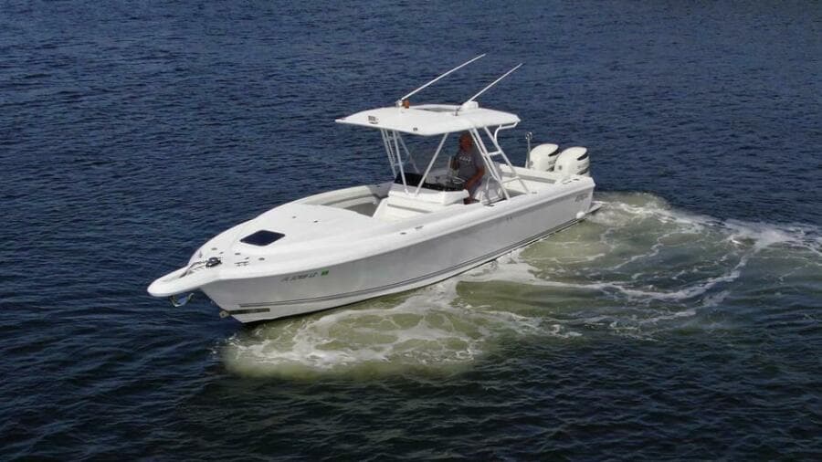2003 Intrepid 32