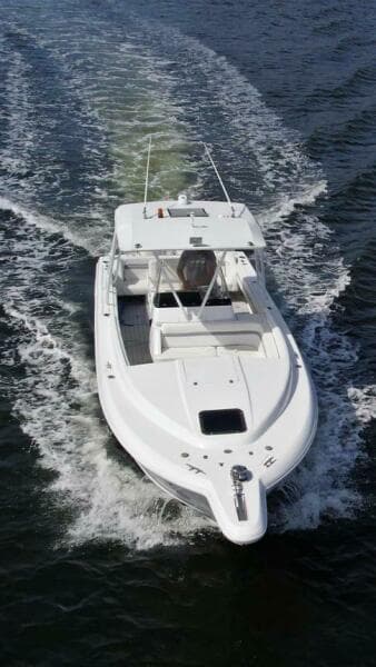 2003 Intrepid 32
