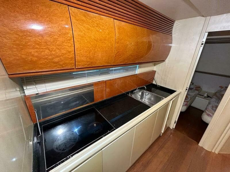 1999 Pershing 54
