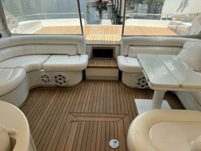1999 Pershing 54