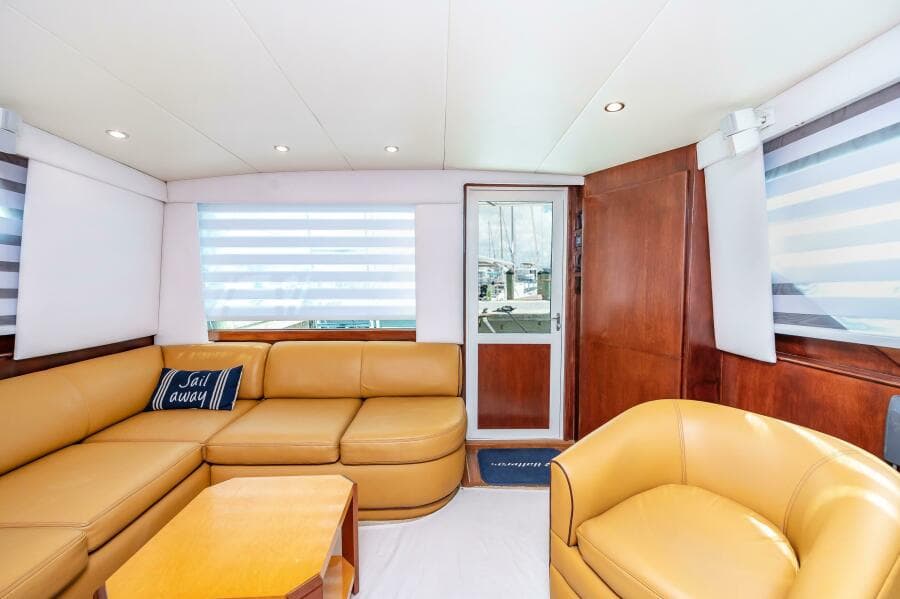 1992 Hatteras 52 Convertible