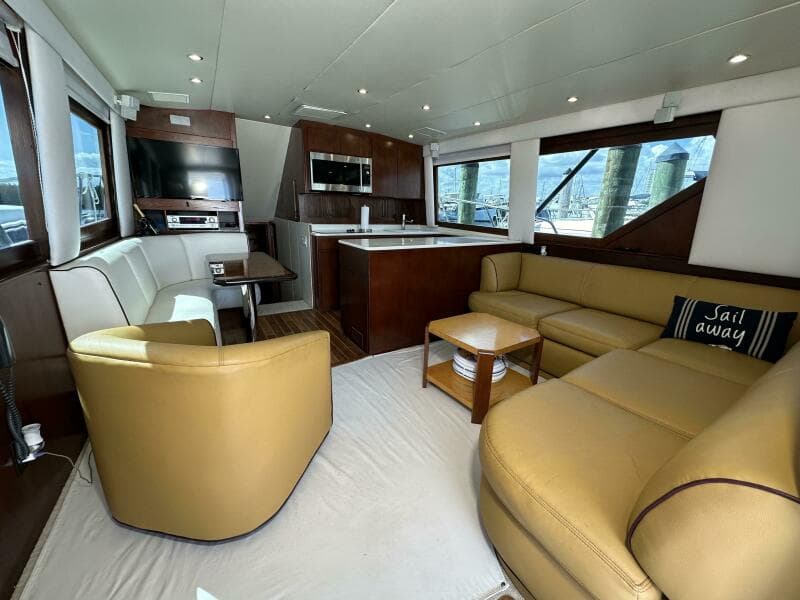 1992 Hatteras 52 Convertible