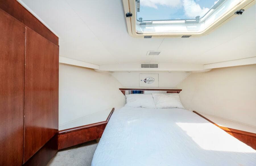 1992 Hatteras 52 Convertible