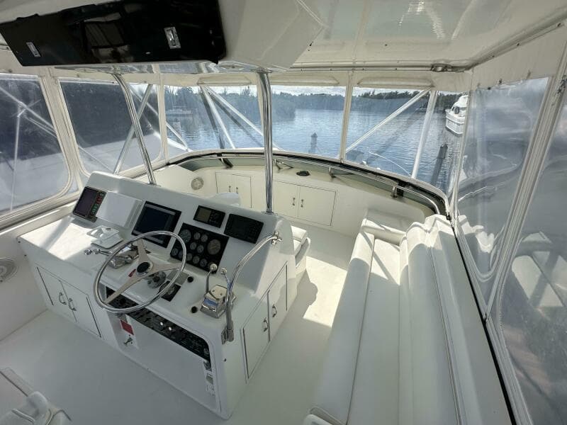 1992 Hatteras 52 Convertible