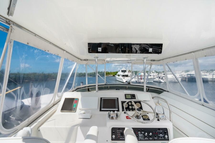 1992 Hatteras 52 Convertible