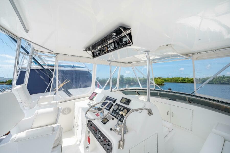 1992 Hatteras 52 Convertible