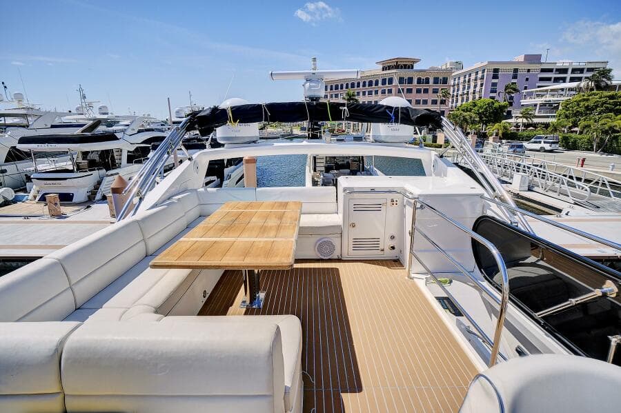 2017 Sunseeker 68 Sport Yacht