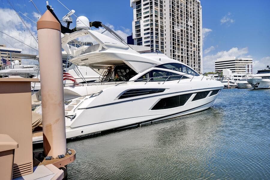 2017 Sunseeker 68 Sport Yacht
