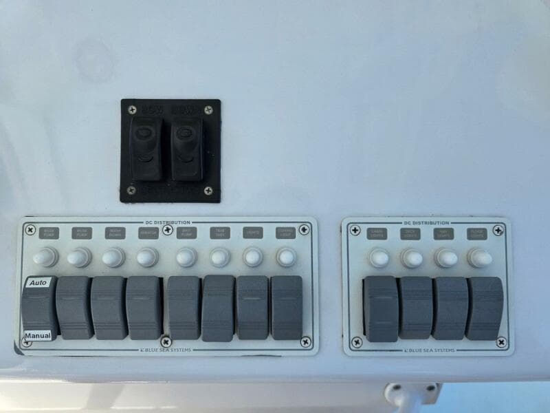 2012 Contender Custom 33 Center Console