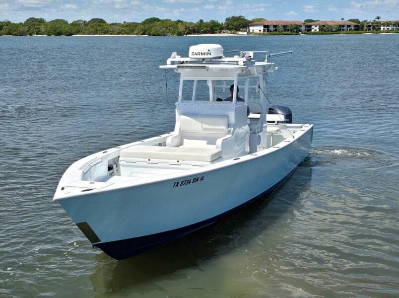 2012 Contender Custom 33 Center Console