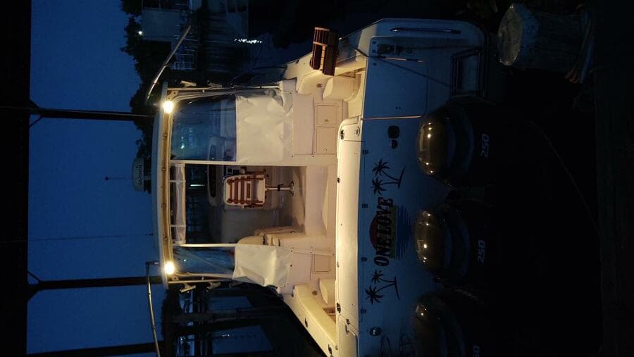 2006 Grady-White Express 360