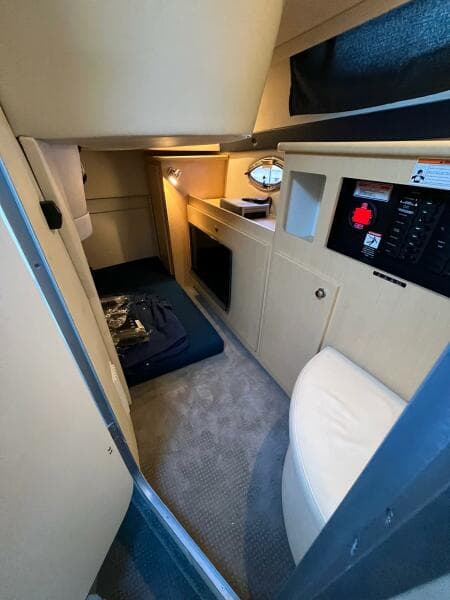 2012 Bayliner 335