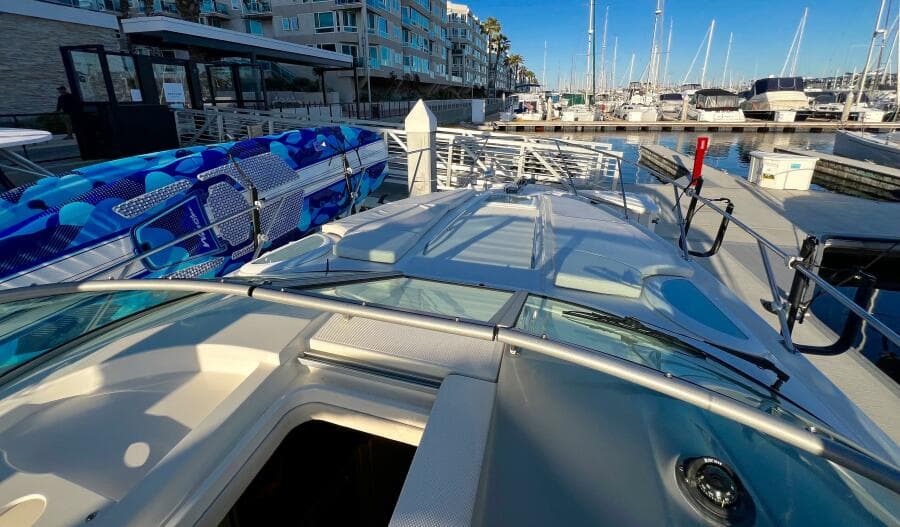 2012 Bayliner 335