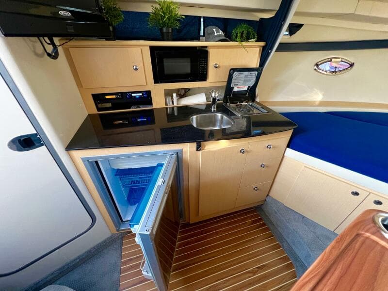 2012 Bayliner 335