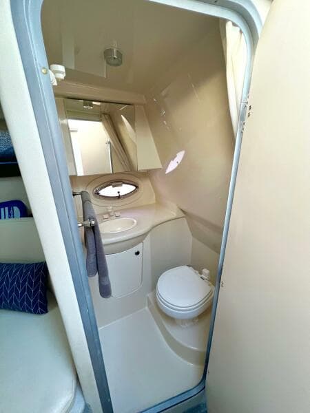 2012 Bayliner 335
