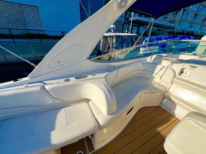 2012 Bayliner 335