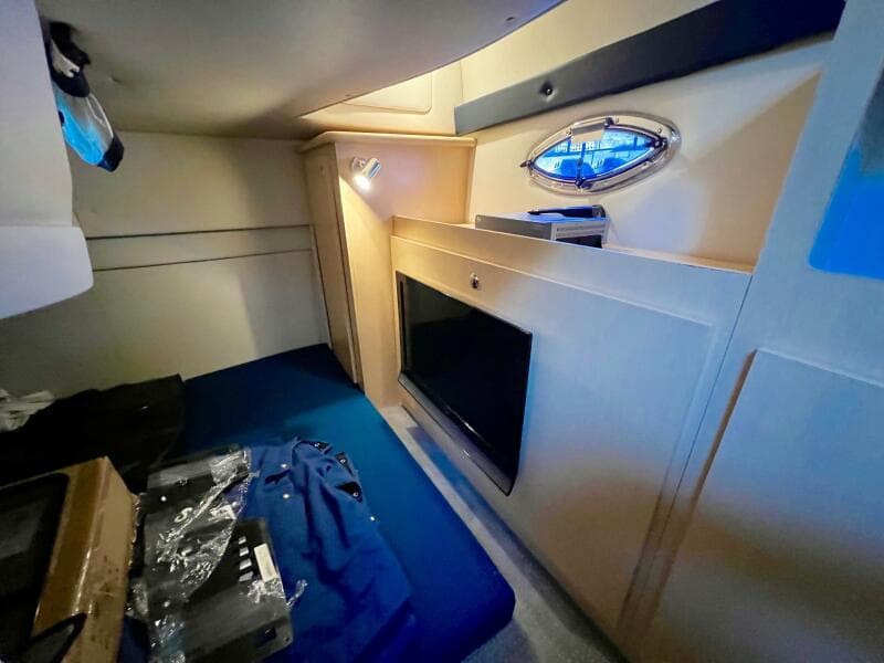 2012 Bayliner 335