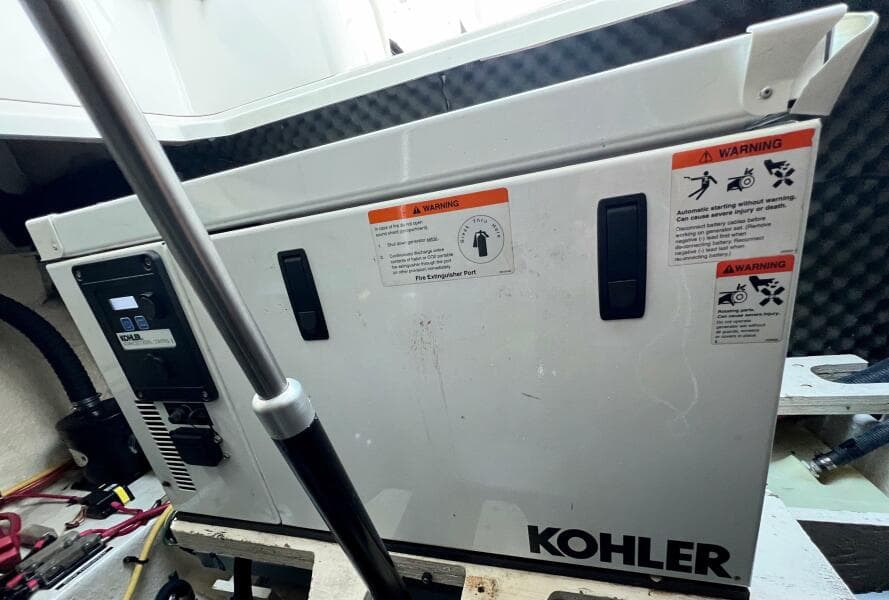2012 Bayliner 335