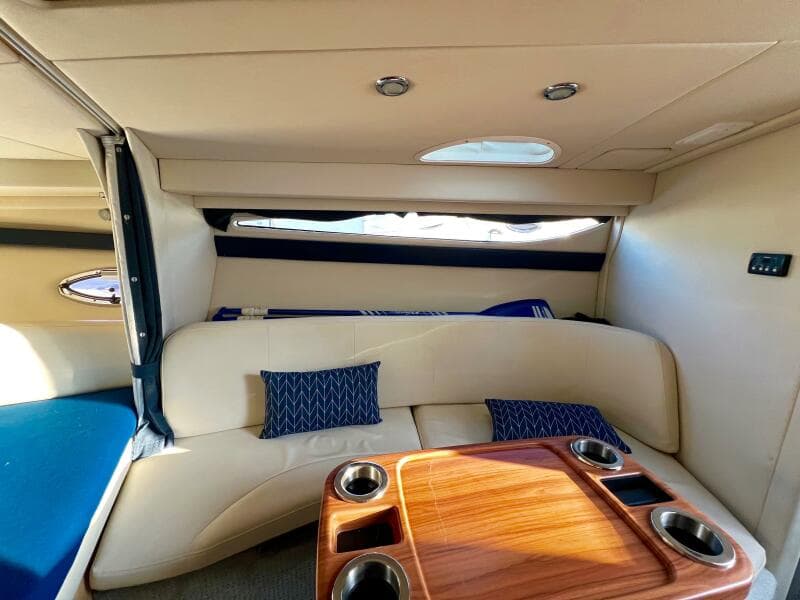 2012 Bayliner 335