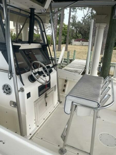 1992 Mako 221 CC