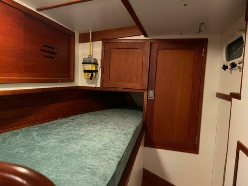 1987 Hinckley Sou'wester Sloop C/B