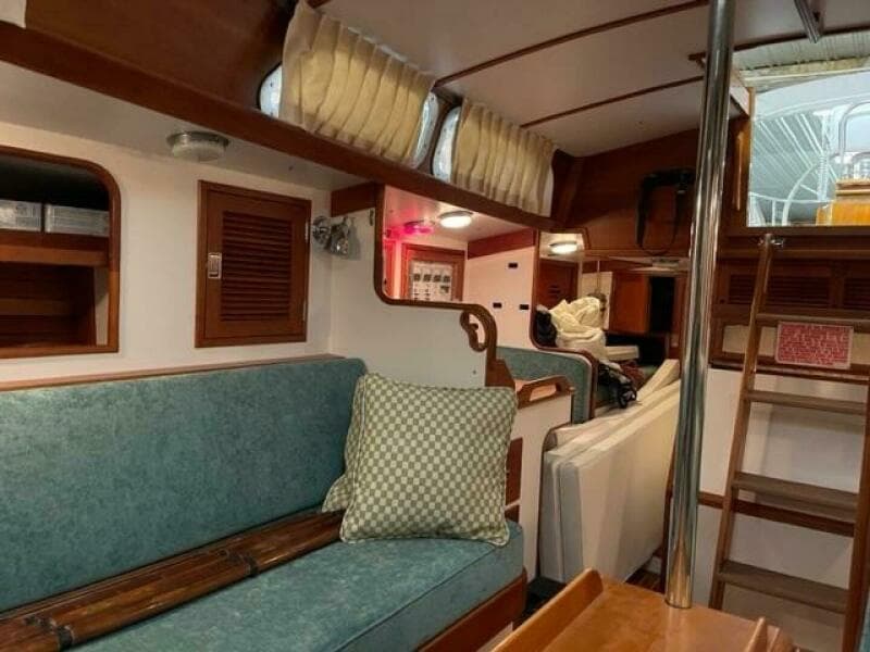 1987 Hinckley Sou'wester Sloop C/B