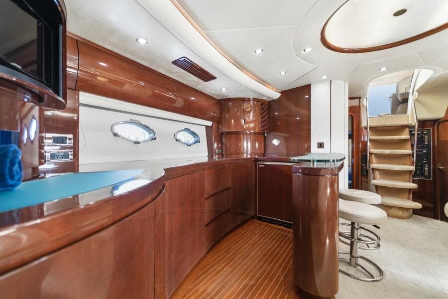 2002 Princess V65