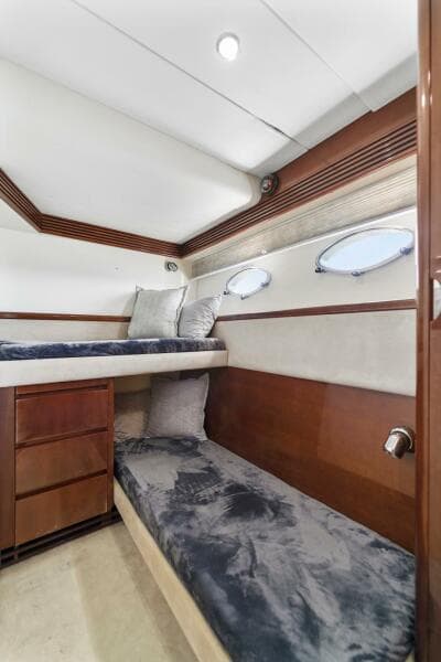 2002 Princess V65