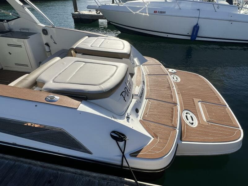 2012 Sea Ray 300 SLX