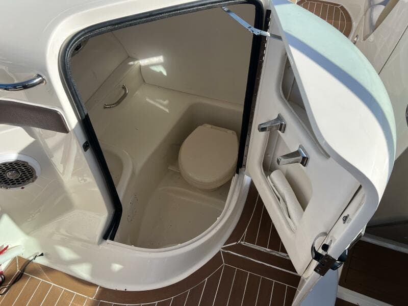 2012 Sea Ray 300 SLX