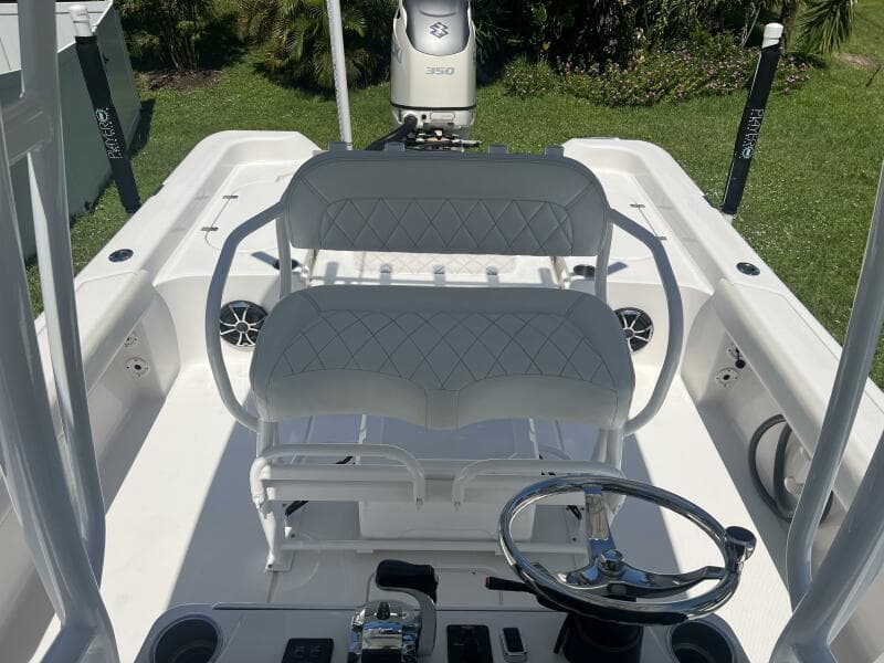 2019 Blue Wave 2800 Pure Hybrid