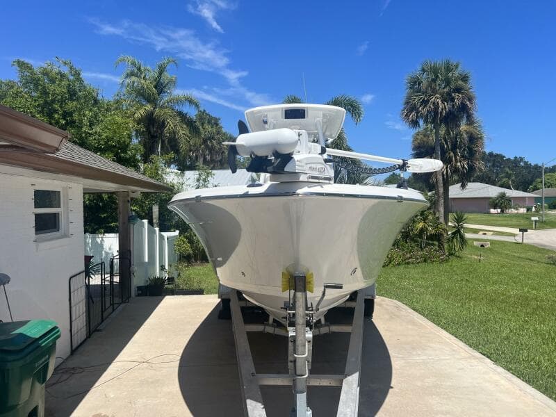 2019 Blue Wave 2800 Pure Hybrid